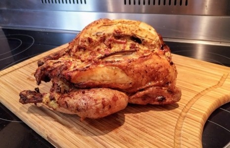 Poulet farci aux lardons fumés & fromage frais